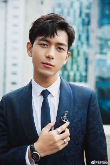 %title插图%num %title插图%num