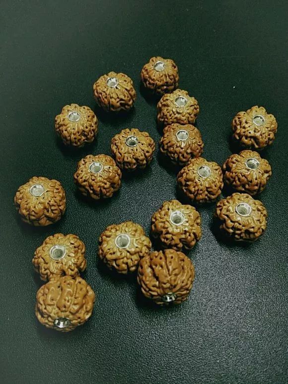 %title插图%num %title插图%num