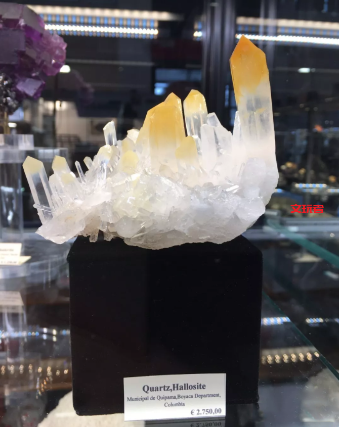 看到这块黄色石头，我竟然流出了口水！！！