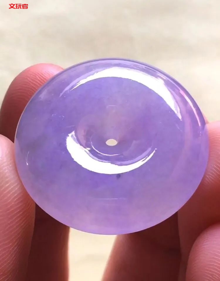 疫情还未完全结束，“翡翠捡漏”就是最佳时，为什么？