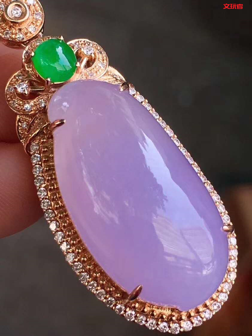 听说，男人玩文玩比吸烟省钱?