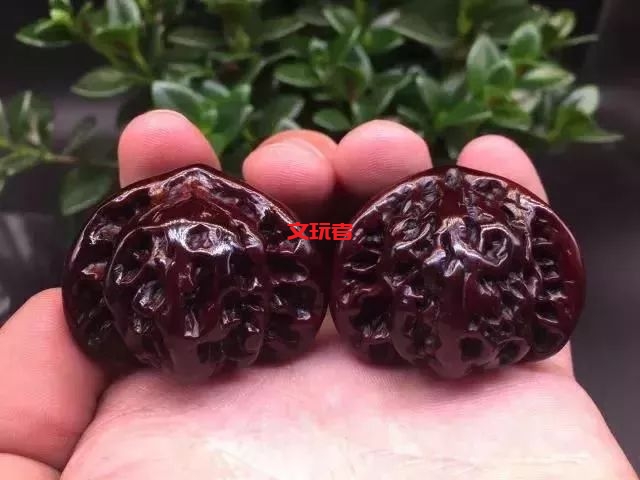 收藏级文玩不够用，陪葬级别都来了？这几种文玩不得了！