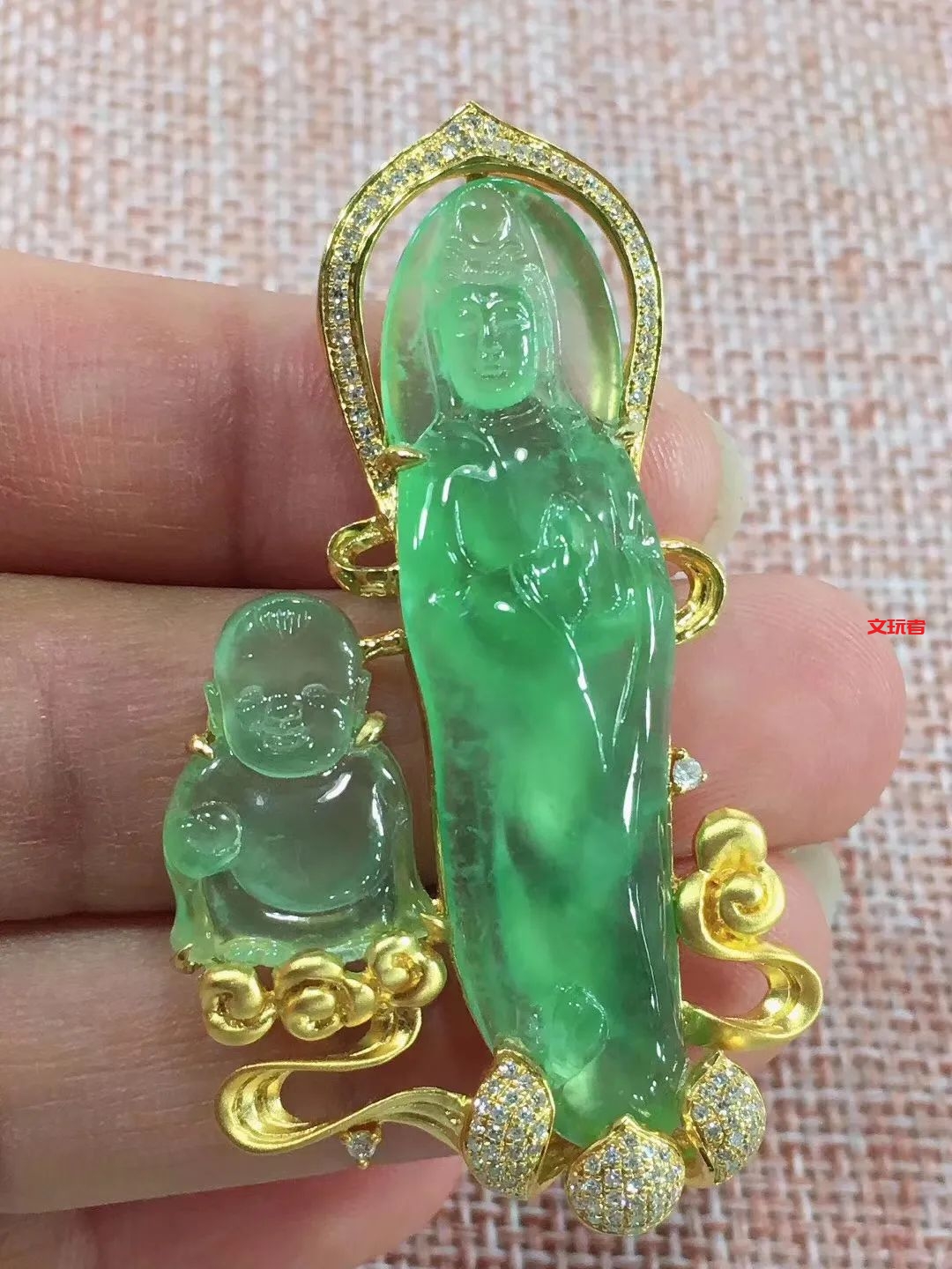 疫情还未完全结束，“翡翠捡漏”就是最佳时，为什么？