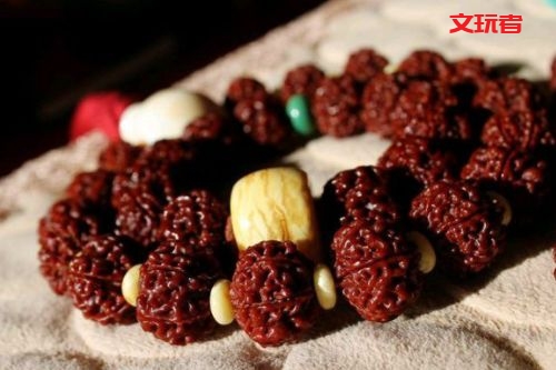 2019年这些文玩最流行，2020年呢？我猜是它们！