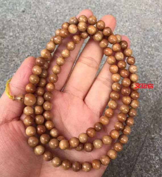 听说，男人玩文玩比吸烟省钱?