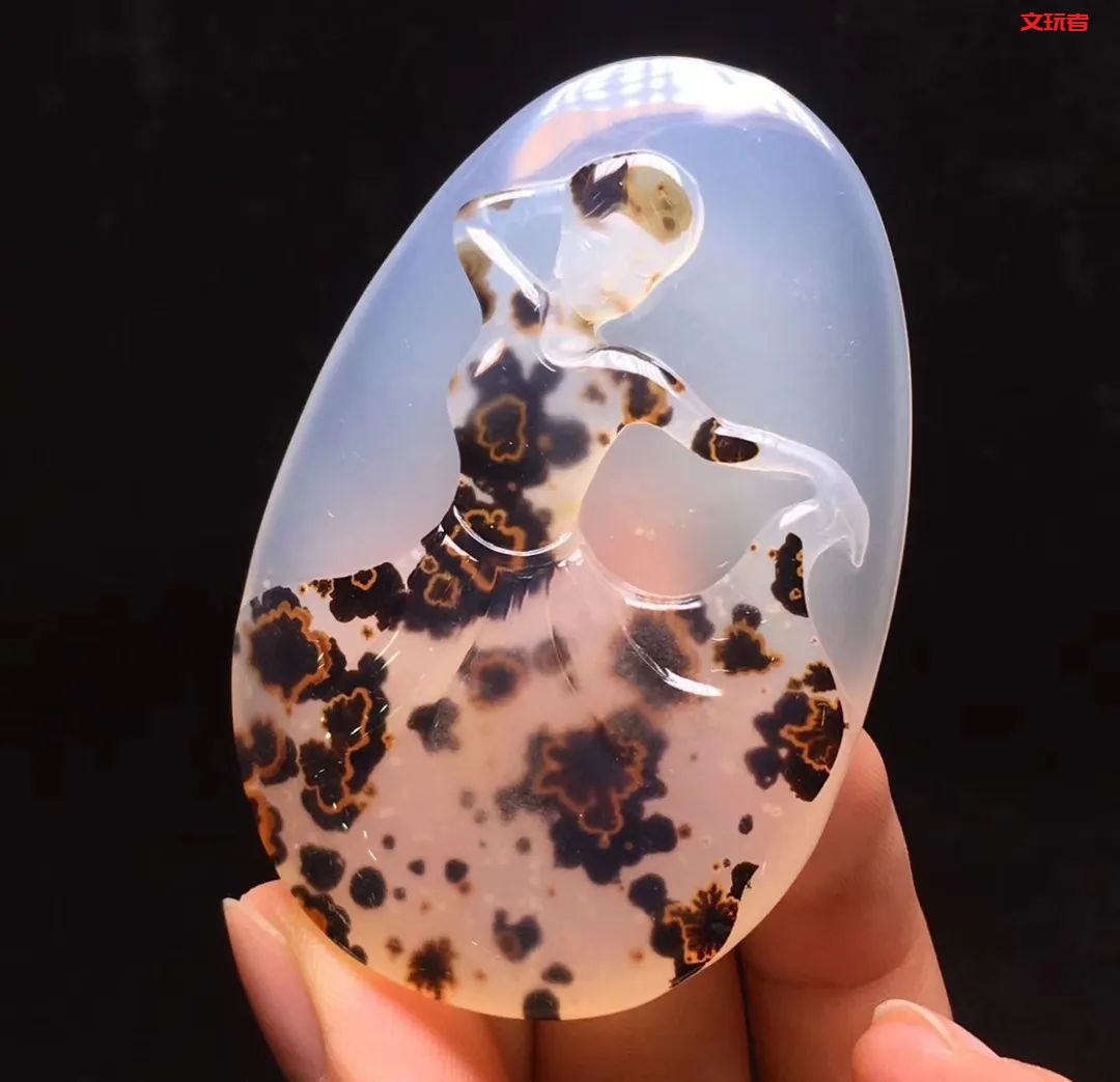 文玩界新宠，来自亿万年前海洋深处的宝贝，值得买吗？