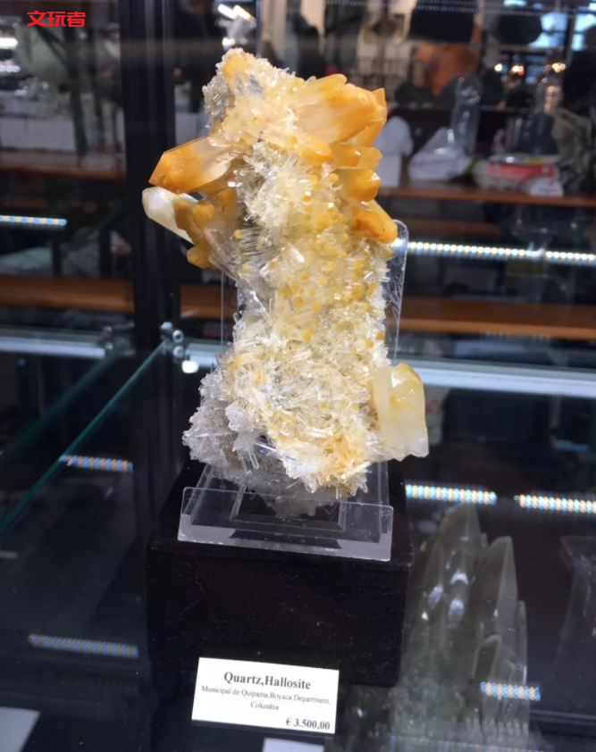 看到这块黄色石头，我竟然流出了口水！！！