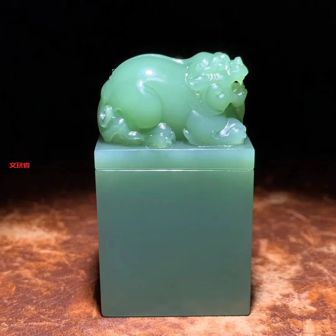 稳赚不赔的买卖！为什么说炒股置地，不如买玉？