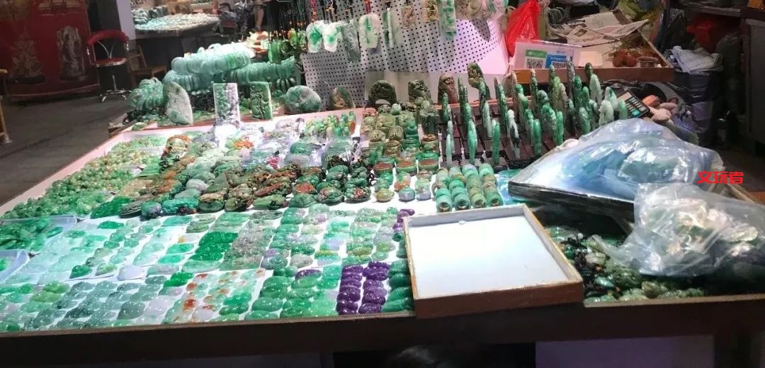 看看吧，玉器市场里的小猫腻！这种料子买到手“烂”到手！