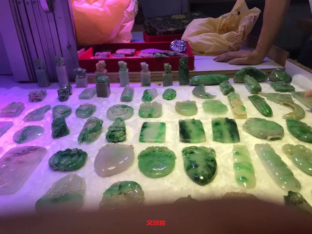 看看吧，玉器市场里的小猫腻！这种料子买到手“烂”到手！