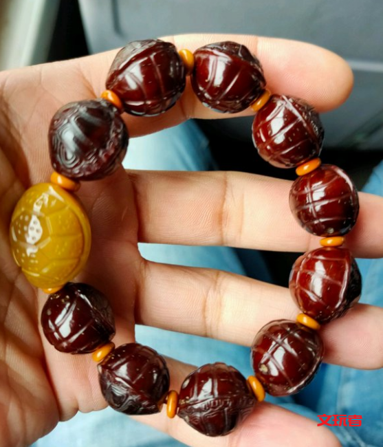 听说，男人玩文玩比吸烟省钱?