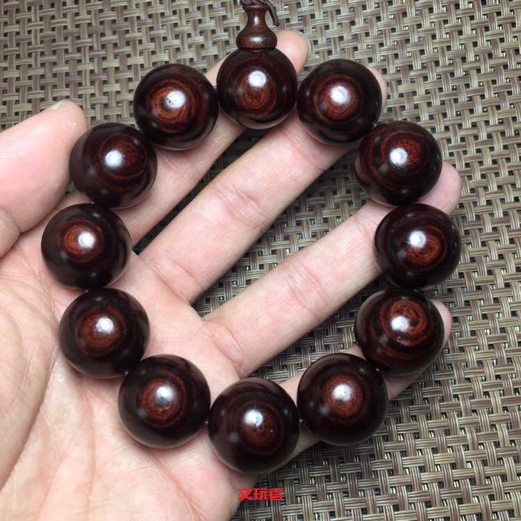 听说，男人玩文玩比吸烟省钱?