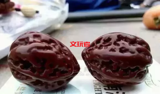 收藏级文玩不够用，陪葬级别都来了？这几种文玩不得了！