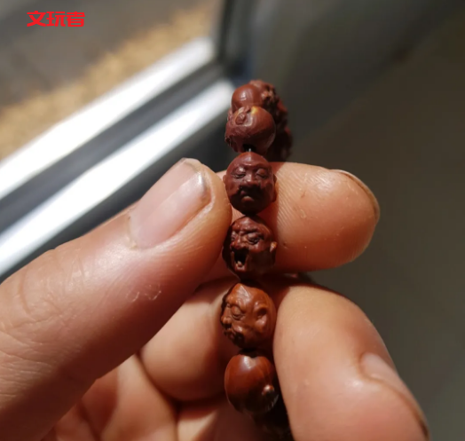 核雕千千万，这种小巧又精致，包浆后美上天！