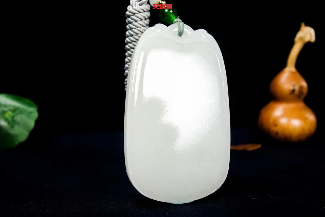 稳赚不赔的买卖！为什么说炒股置地，不如买玉？