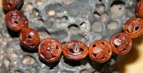 核雕千千万，这种小巧又精致，包浆后美上天！