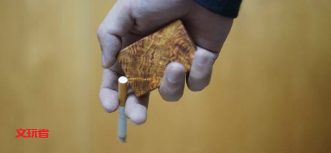 听说，男人玩文玩比吸烟省钱?