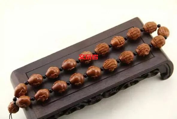 收藏级文玩不够用，陪葬级别都来了？这几种文玩不得了！