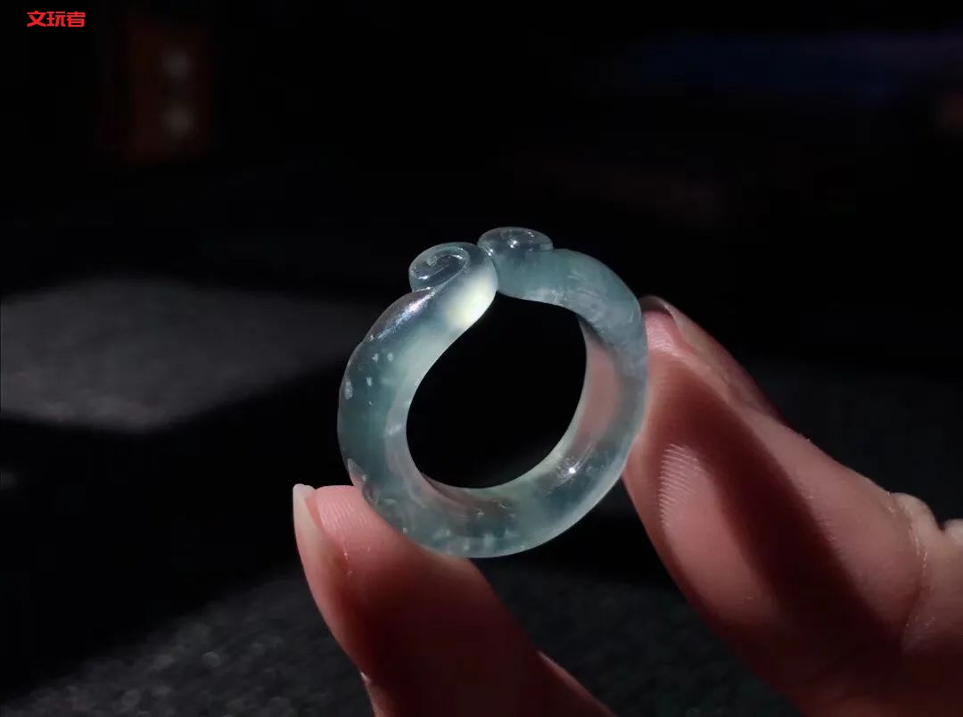 疫情还未完全结束，“翡翠捡漏”就是最佳时，为什么？