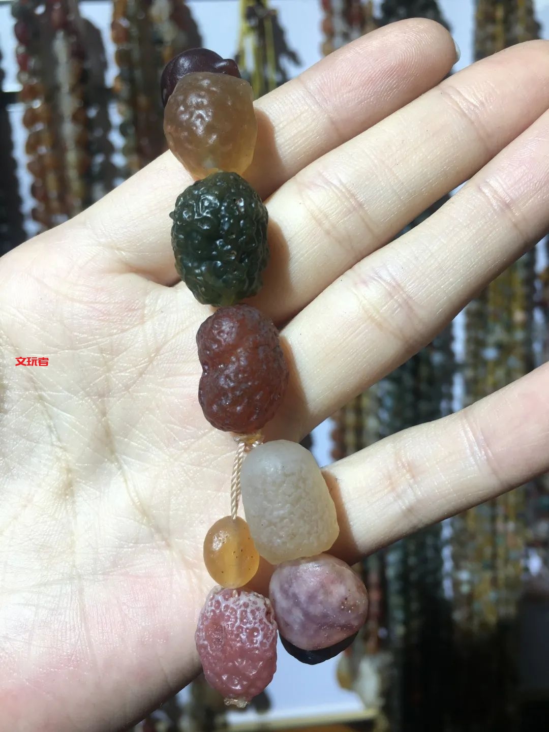 不用去新疆，这里就有好看的戈壁玛瑙“捡”！(番茄匠带你淘宝篇)