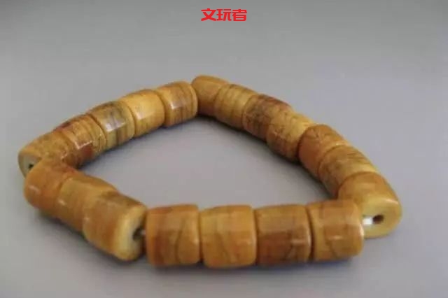 夏天抓紧玩这四种文玩，上色包浆的速度能翻好几倍！