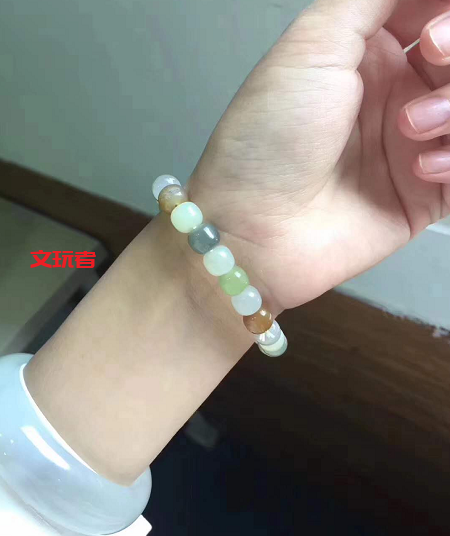 夏天抓紧玩这四种文玩，上色包浆的速度能翻好几倍！