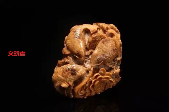 拿手串抵1300块房租？你说值不值？