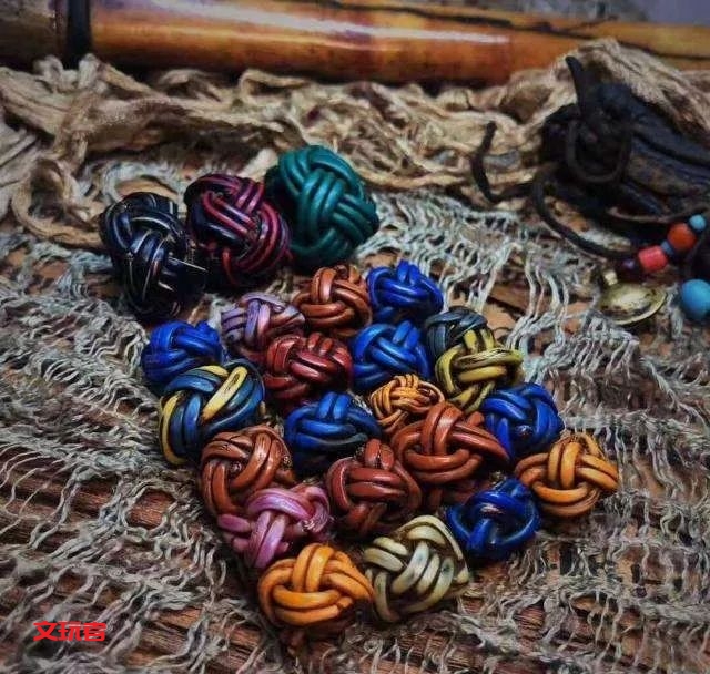 电线也能盘？一两百一个，藏传老电线珠靠谱吗？