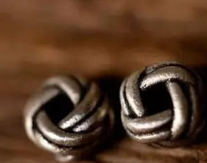 电线也能盘？一两百一个，藏传老电线珠靠谱吗？