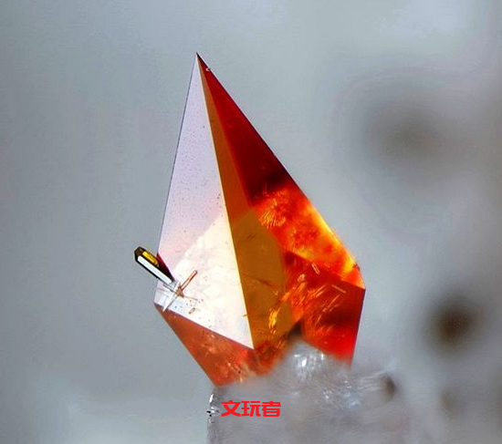 最具升值潜力的石头来了，还美到不忍直视！