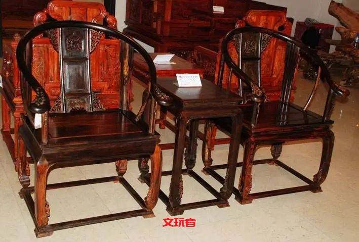 文玩是有味道的,有的香飘十里，有的臭不可闻