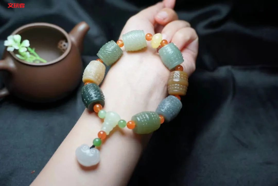 出门必备！这串多宝手串，绝对是全场焦点！