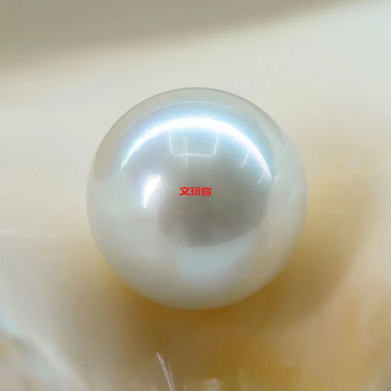 这种又大又圆的宝石，化身时髦利器，堪称国货之光！